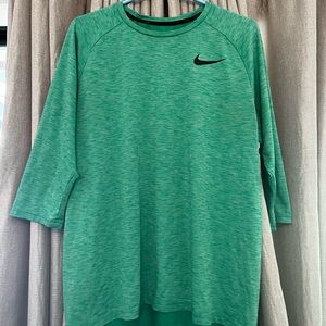 Nike 3/4 sleeve green dry fit shirt size Large